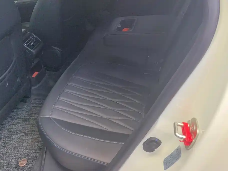 Changan Eado PHEV — миниатюра 11