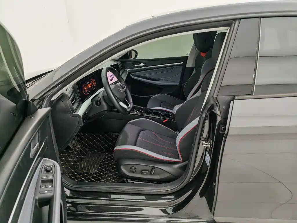Volkswagen Lamando 2023 L 280TSI DSG