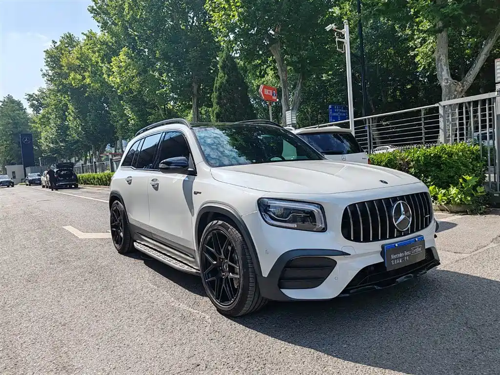 Mercedes-Benz GLB AMG — миниатюра 3