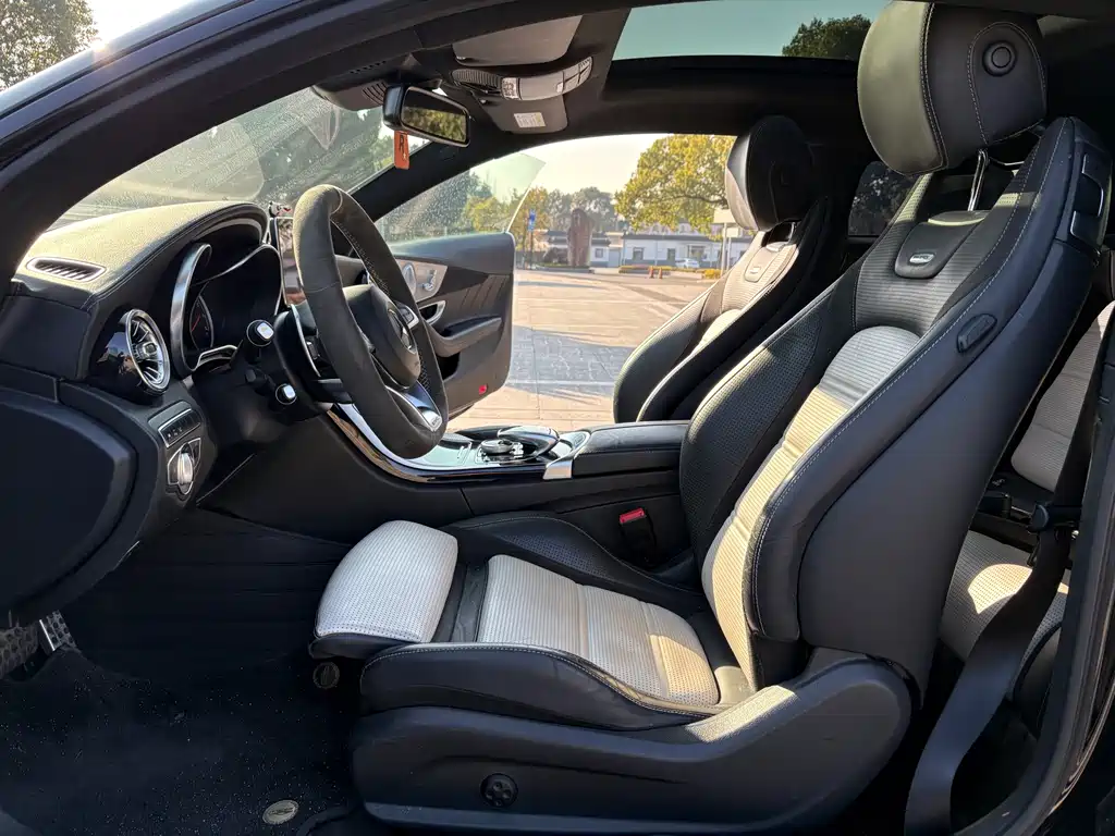 MERCEDES-BENZ C CLASS AMG