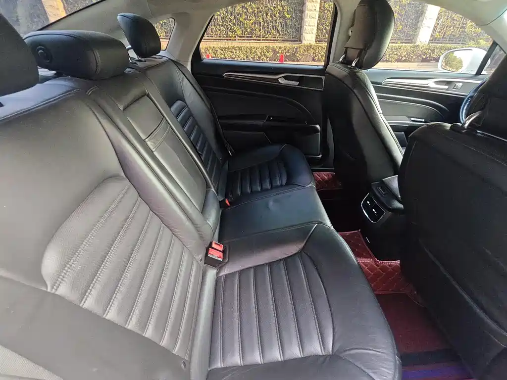 Ford Mondeo 2013 2.0L GTDi240 Luxury Sport