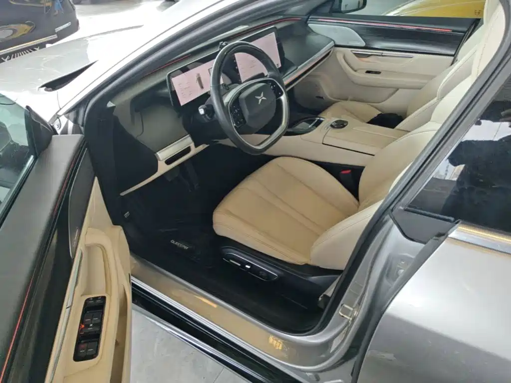 XPeng P7 — миниатюра 16
