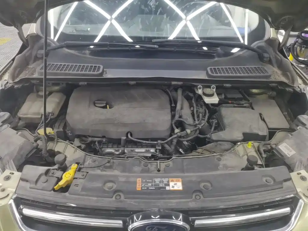 Ford Kuga — миниатюра 20