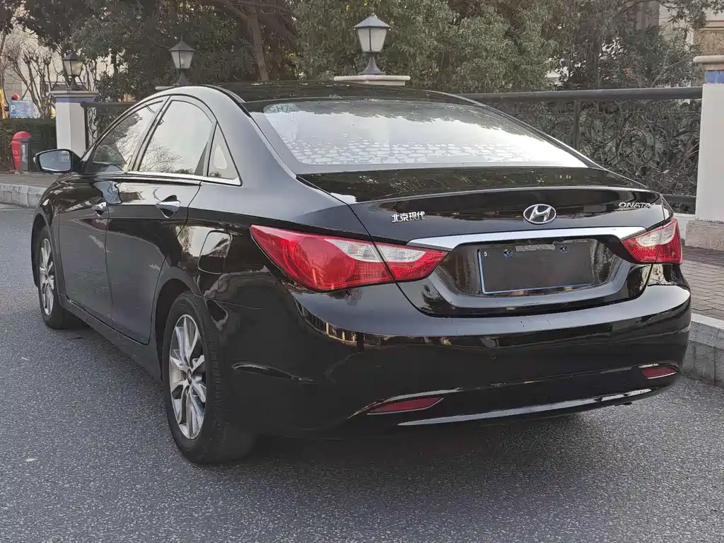 Hyundai Sonata — миниатюра 4