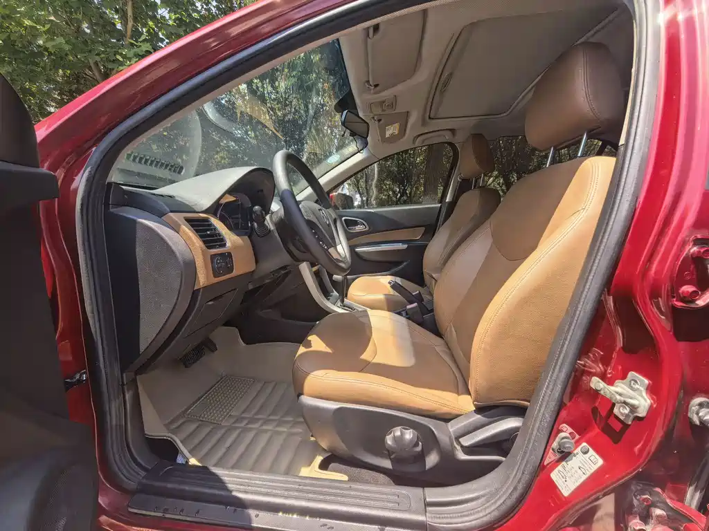 Baojun 630 — миниатюра 3