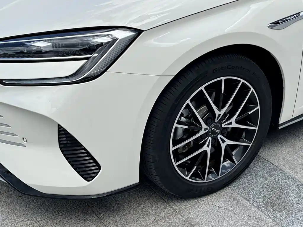 BYD Seal — миниатюра 14