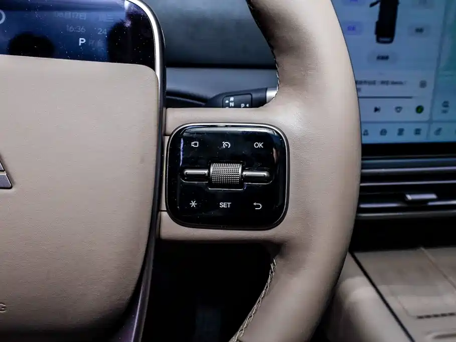Li Auto Li MEGA — миниатюра 17