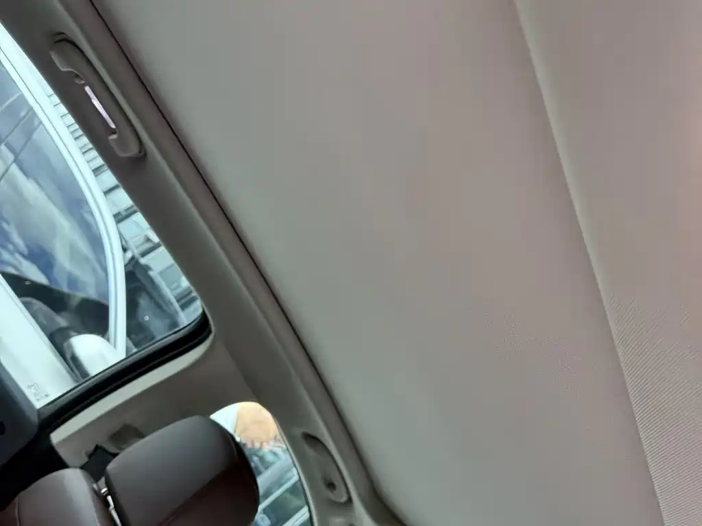 Buick Envision Plus — миниатюра 7