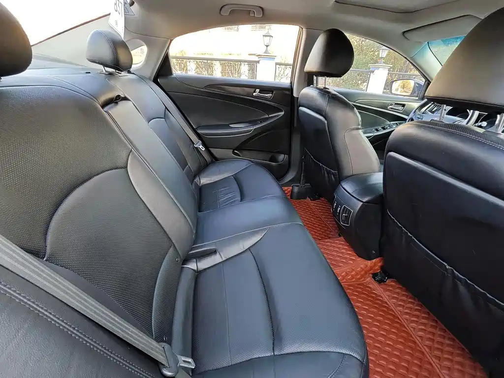 Hyundai Sonata — миниатюра 12