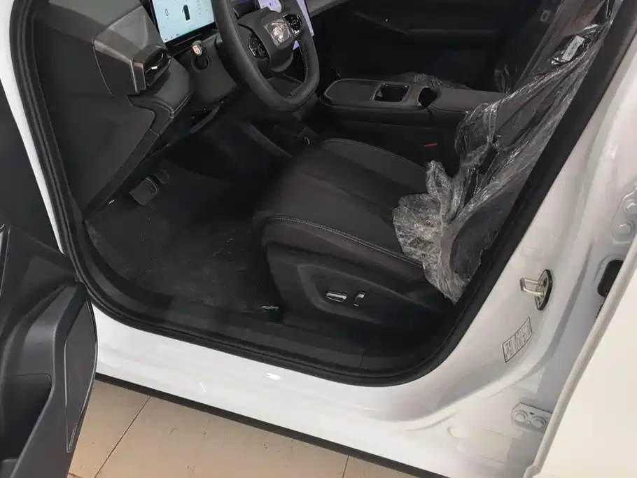 Dongfeng L7 2025 205 Premium