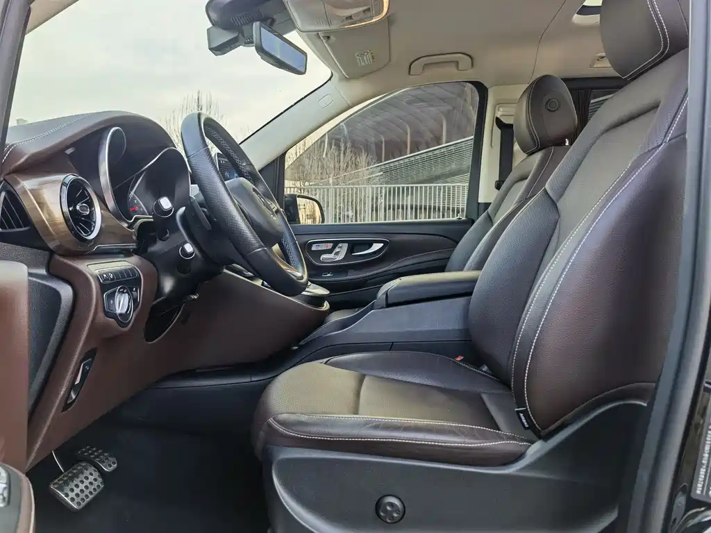 MERCEDES-BENZ V CLASS