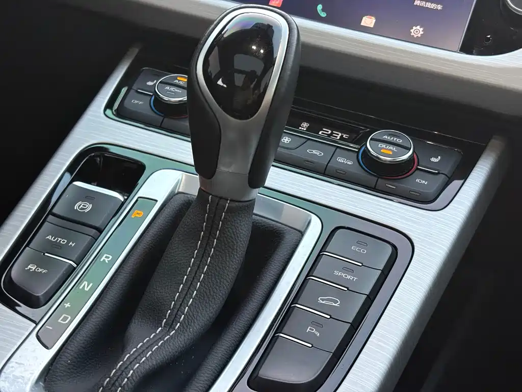 Geely Boyue — миниатюра 13