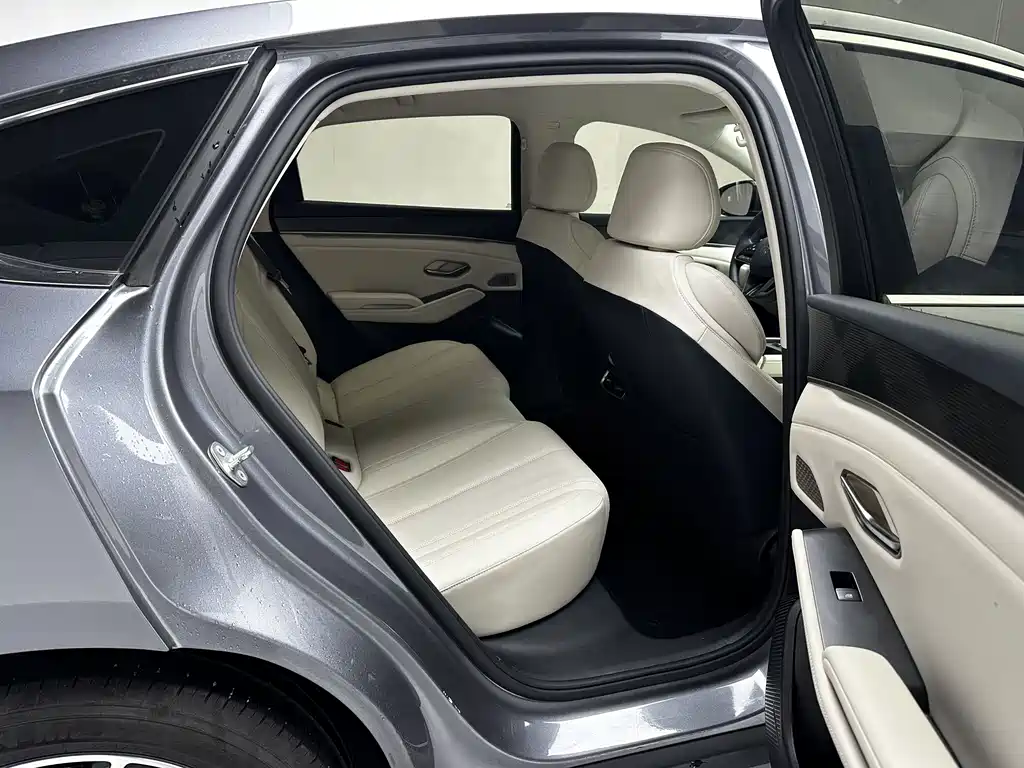 BYD Qin L — миниатюра 12