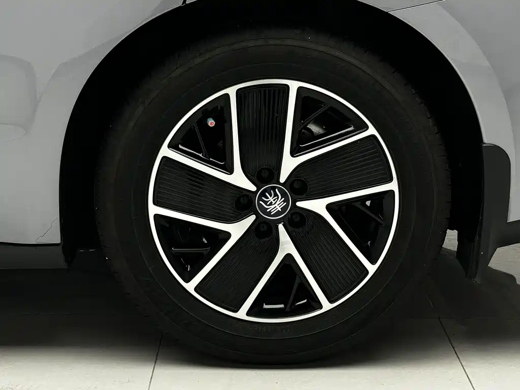 BYD Qin L — миниатюра 18