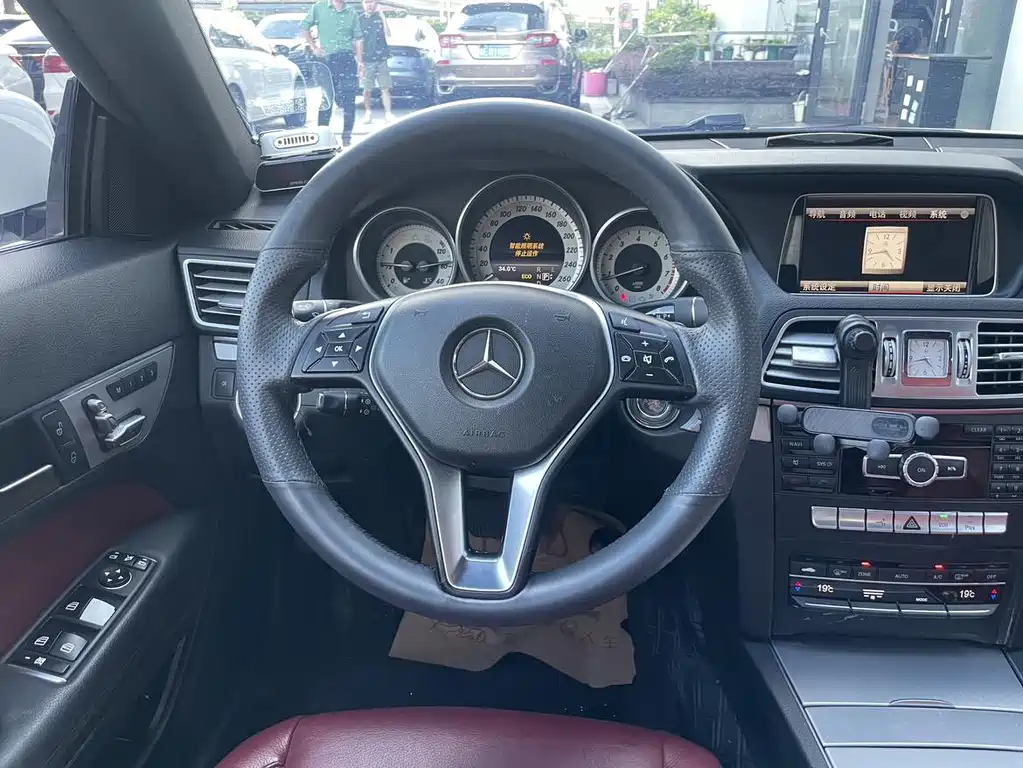 Mercedes-Benz E-Class (Import) — миниатюра 6