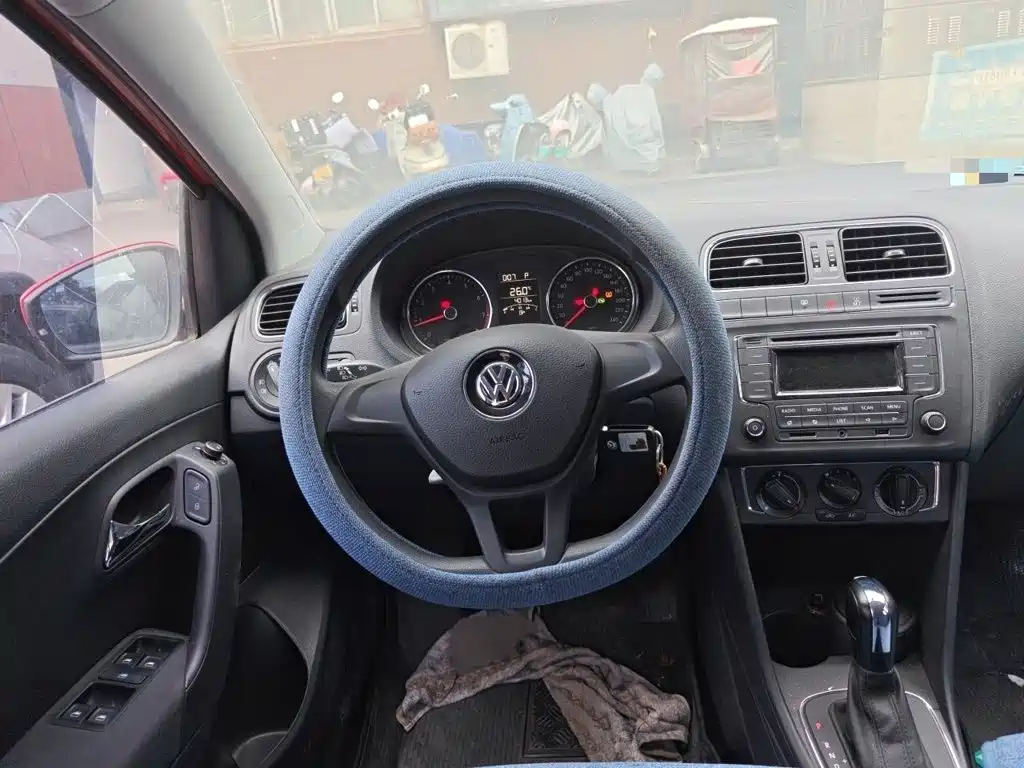 Volkswagen Polo — миниатюра 3