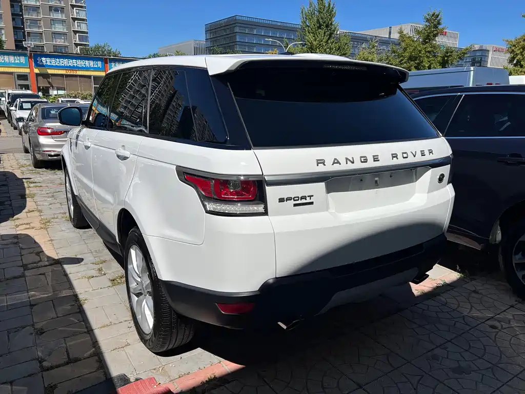Land Rover Sport — миниатюра 6