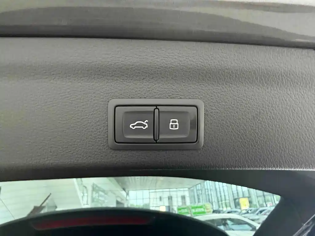 Audi Q3 — миниатюра 13