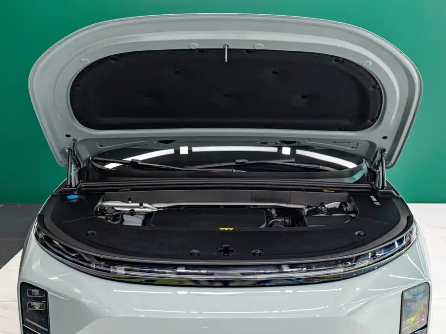 Li Auto Li L6 — миниатюра 5