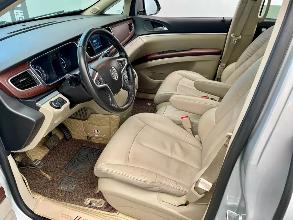 Buick GL8 — миниатюра 6