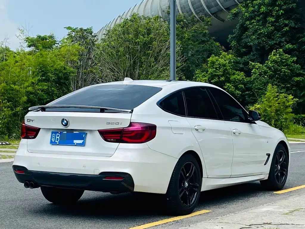 BMW 3 Series GT 3 GT 2020 320i M Sport