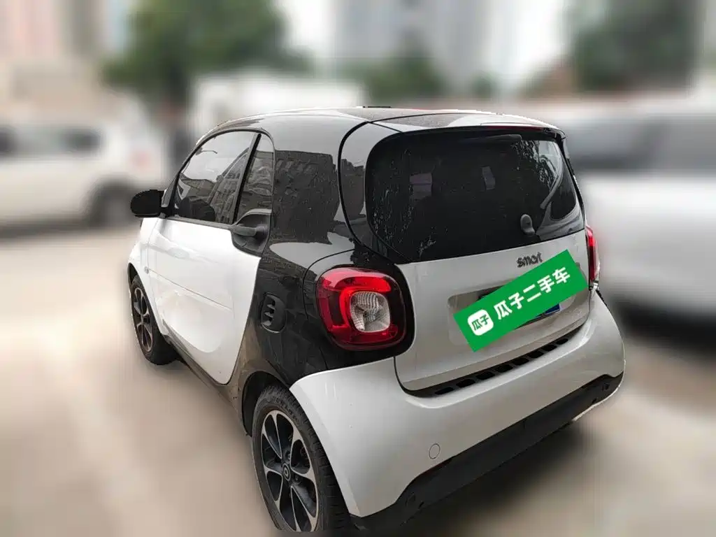 smart Smart Fortwo — миниатюра 5