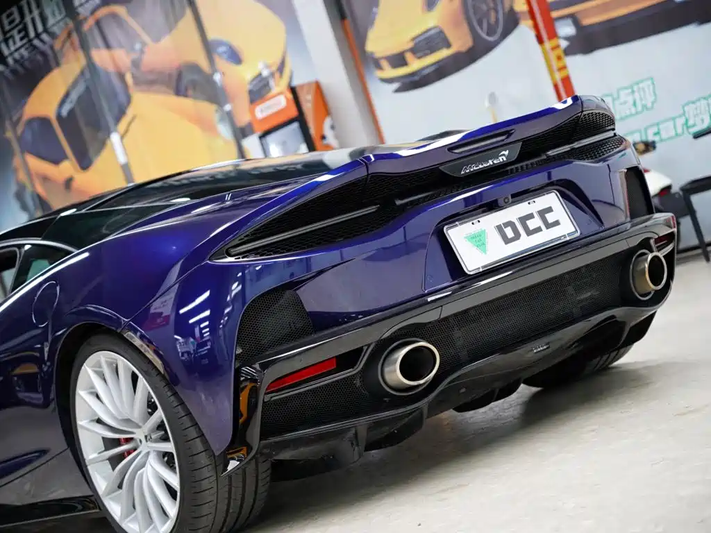 McLaren GT — миниатюра 3