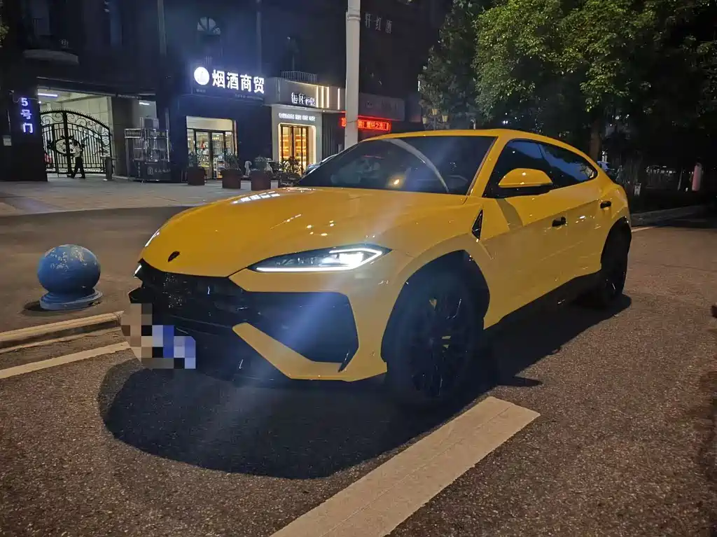 Lamborghini Urus SE