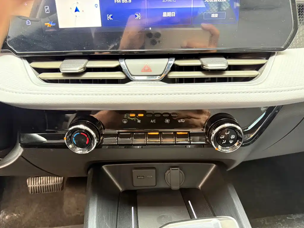 Chevrolet Monza — миниатюра 14