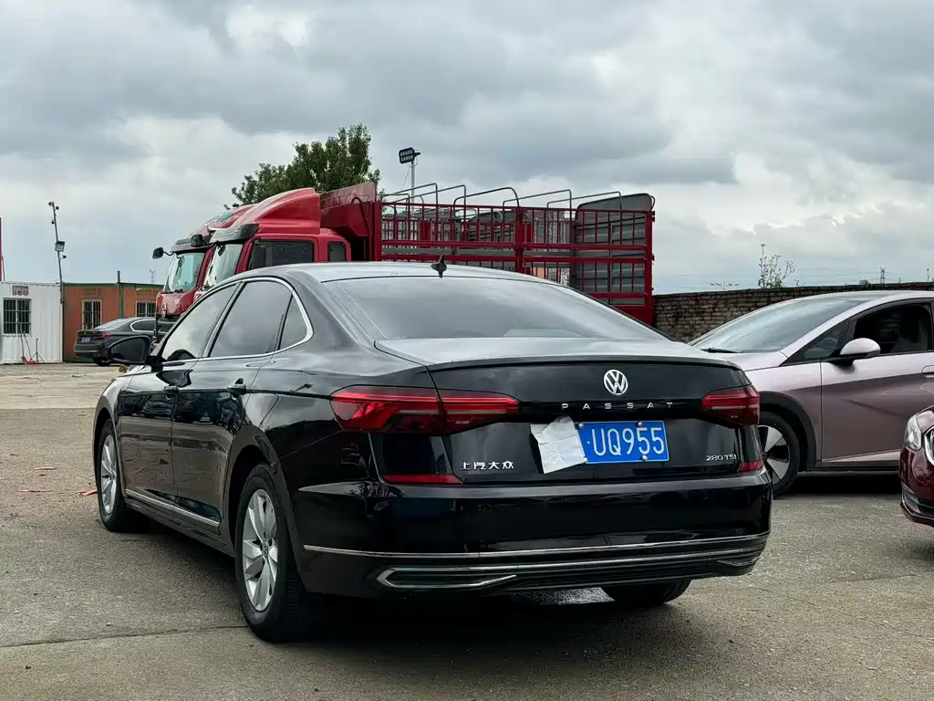 Volkswagen Passat — миниатюра 10