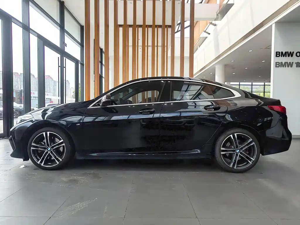 BMW 2 Series (Import) — миниатюра 4