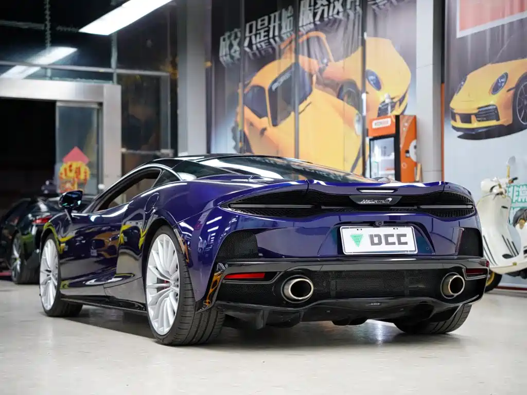 McLaren GT — миниатюра 2