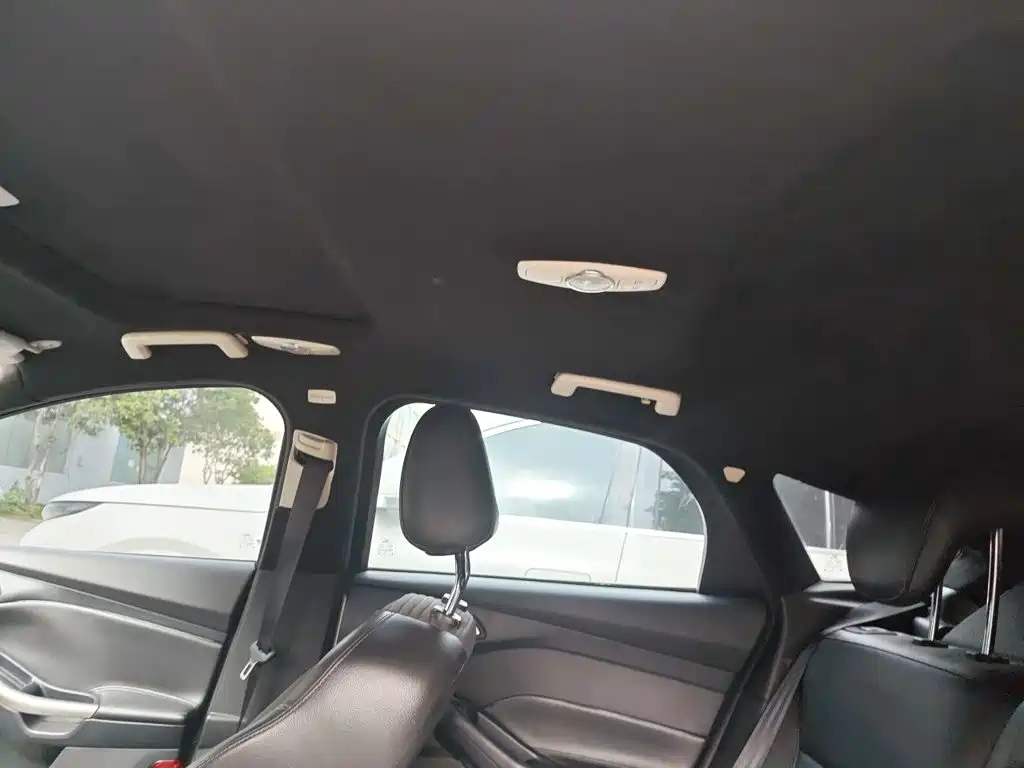 Ford Focus — миниатюра 9