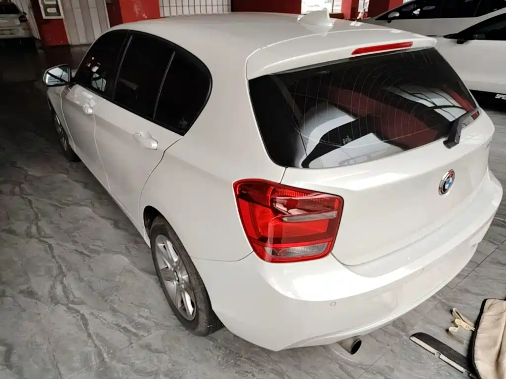 BMW 1 Series (Import) — миниатюра 5