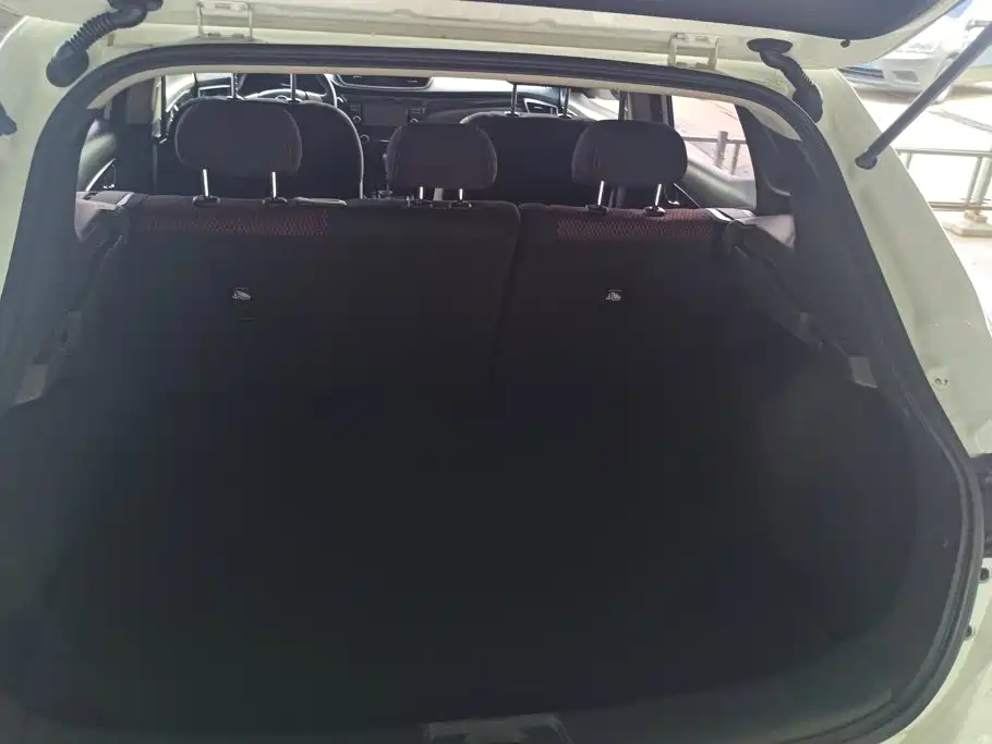 Nissan Qashqai — миниатюра 4