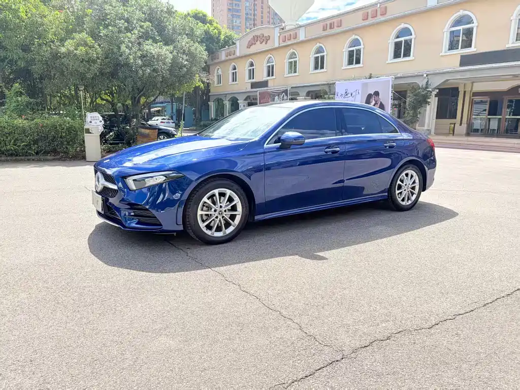 Mercedes-Benz A-Class — миниатюра 3