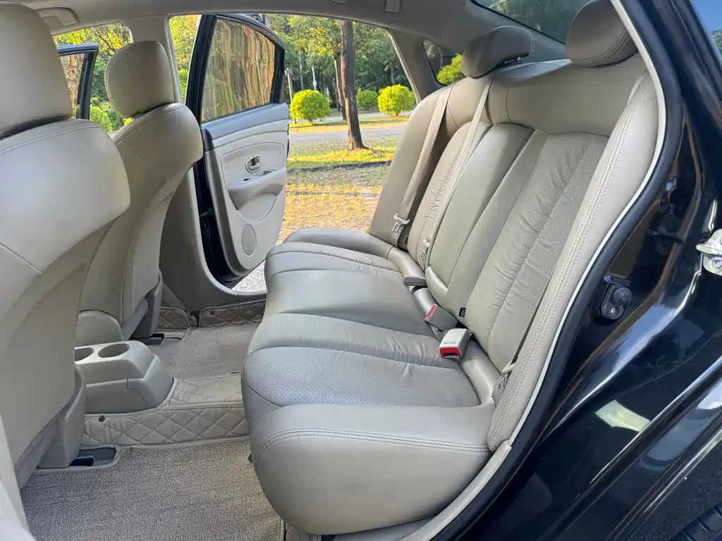 Nissan Sylphy — миниатюра 10