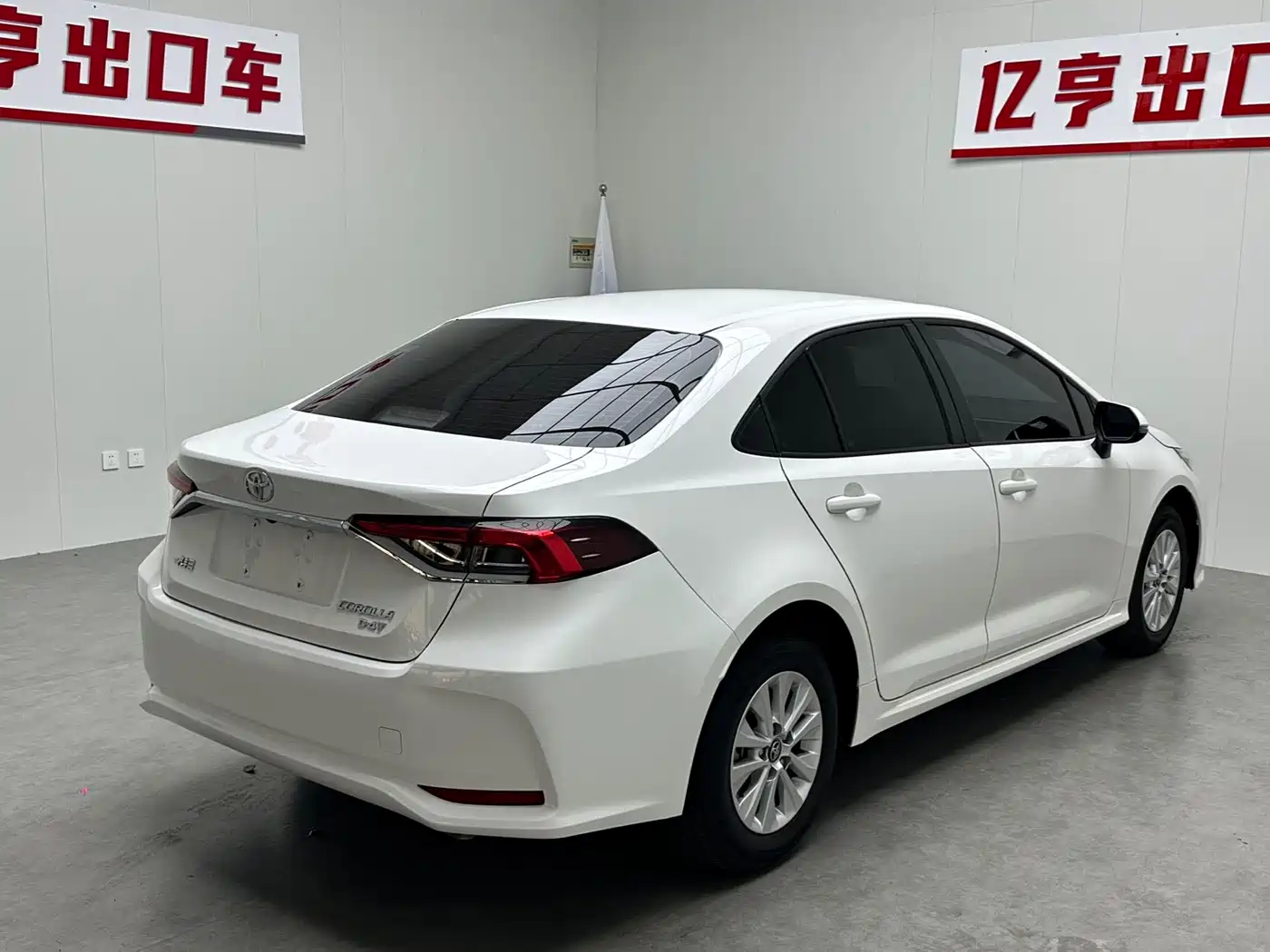 Toyota Corolla id 4654431 из Китая 16