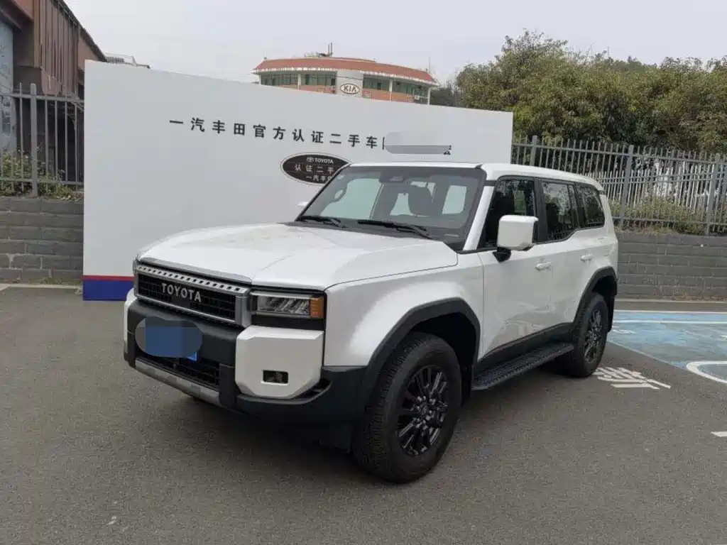 Toyota Prado 2024