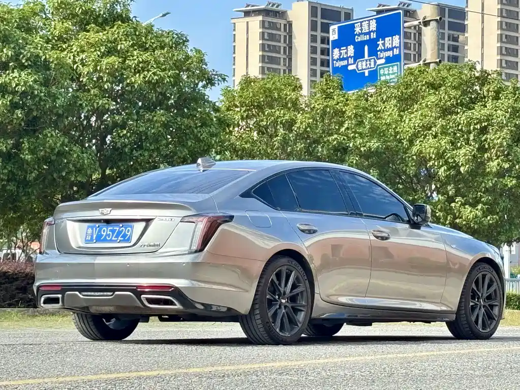 Cadillac CT5 — миниатюра 4