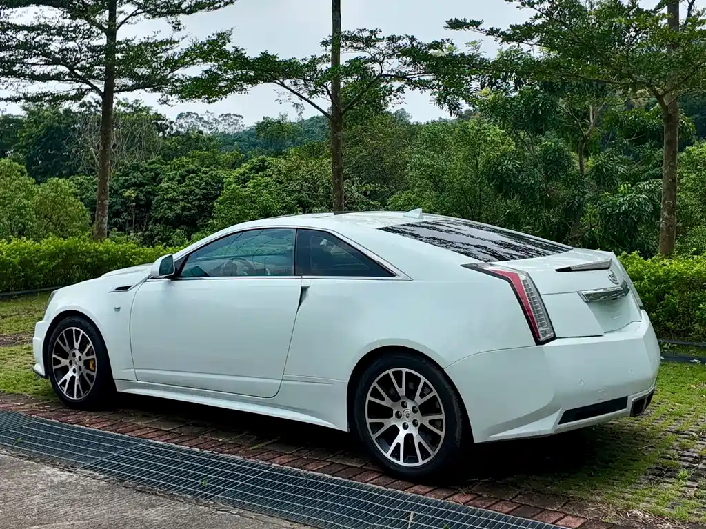 Cadillac CTS — миниатюра 17