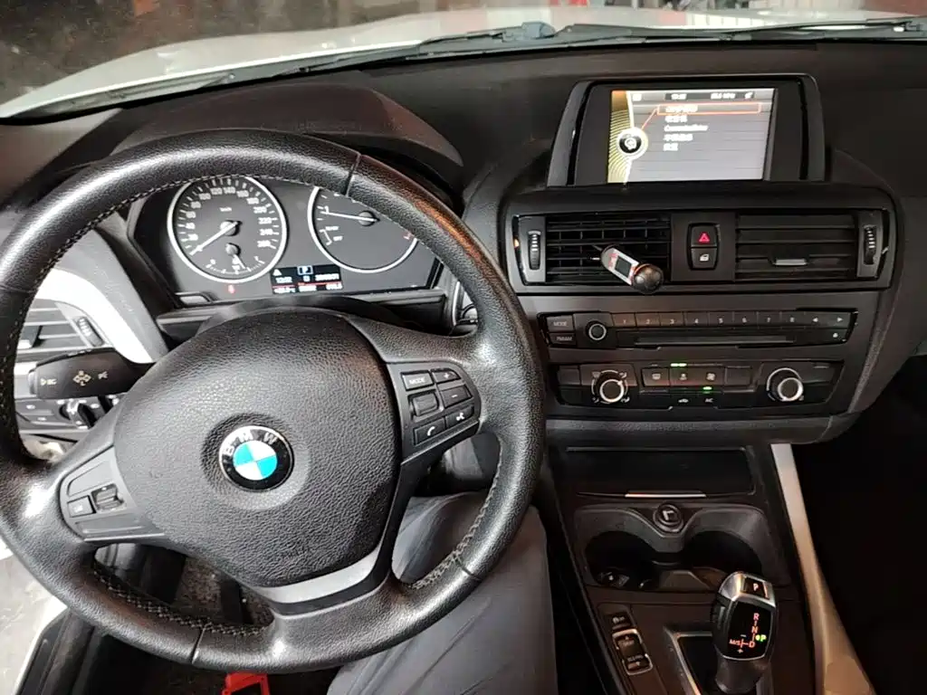 BMW 1 Series (Import) — миниатюра 10