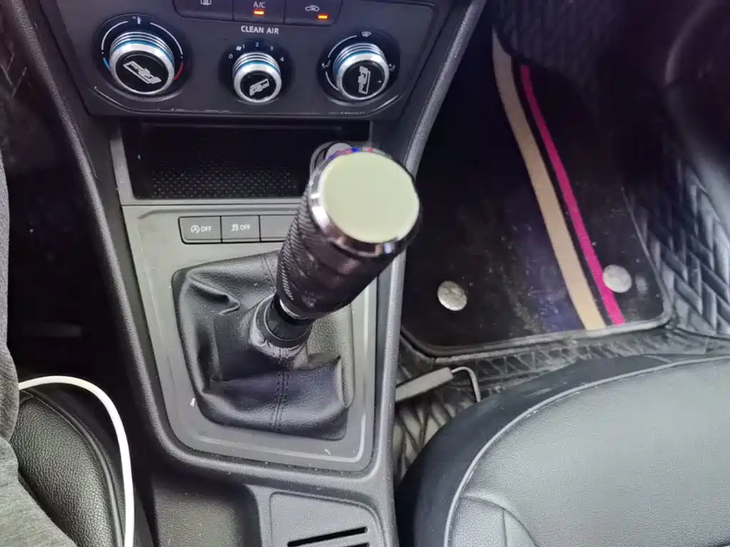 Volkswagen Lavida — миниатюра 14