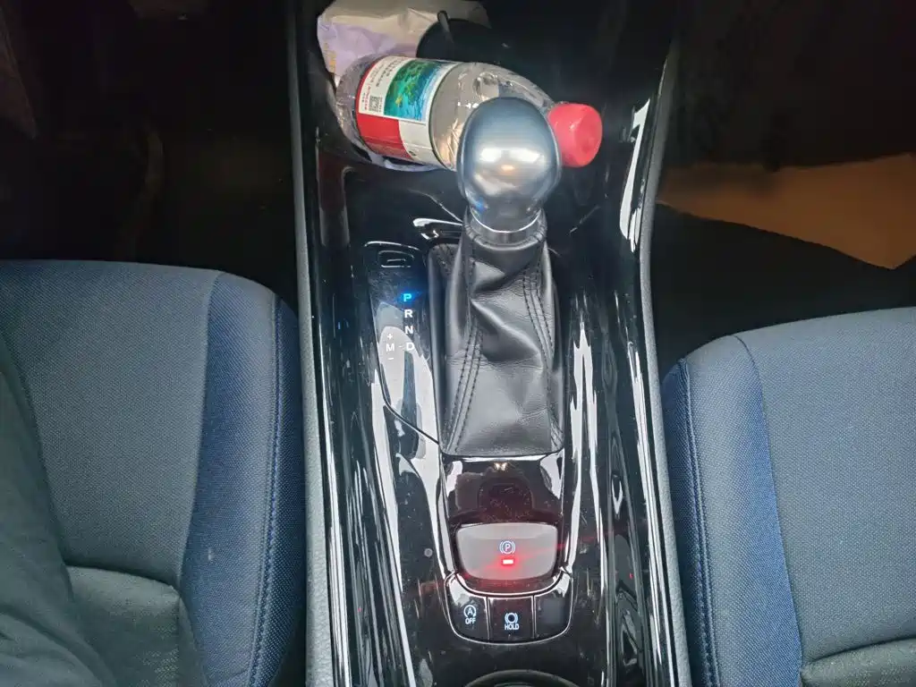 Toyota C-HR — миниатюра 7