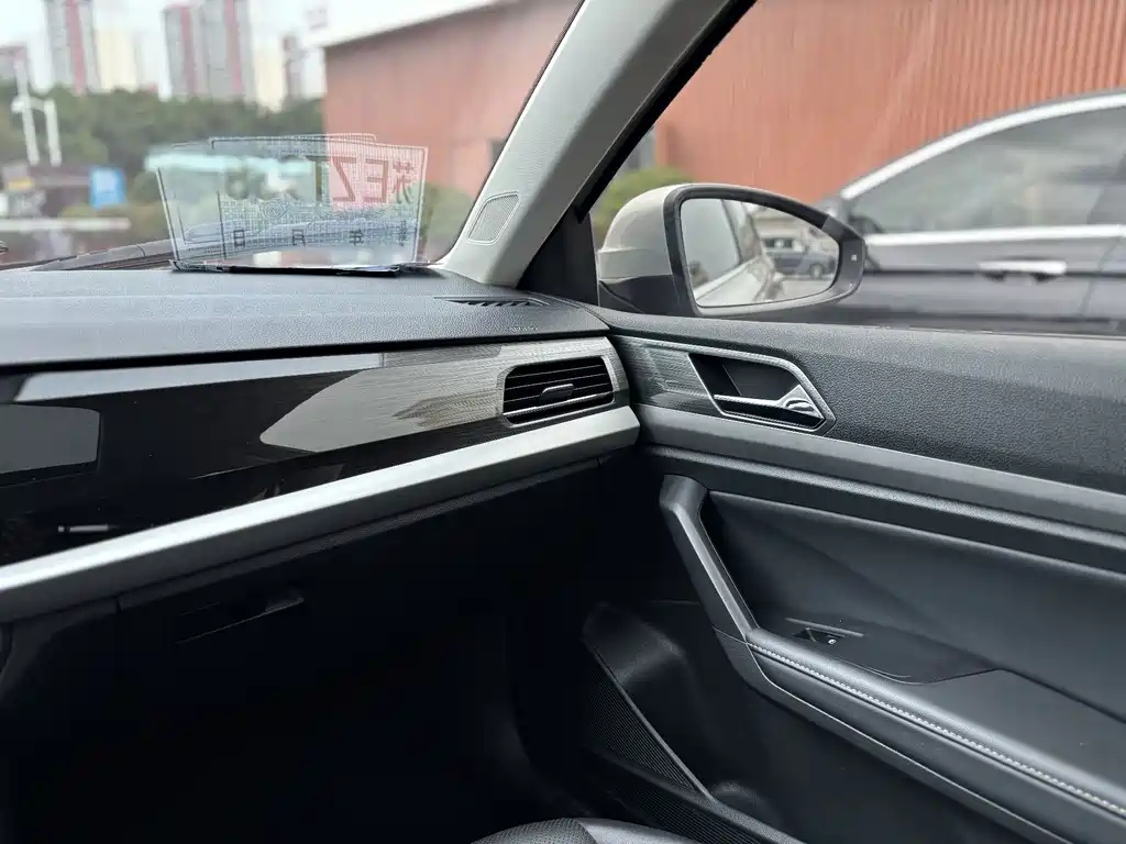 Volkswagen Lavida — миниатюра 13