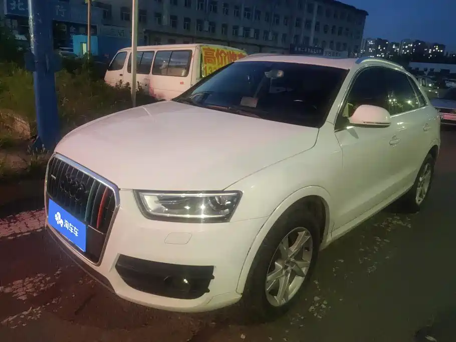 Audi Q3 (Import)