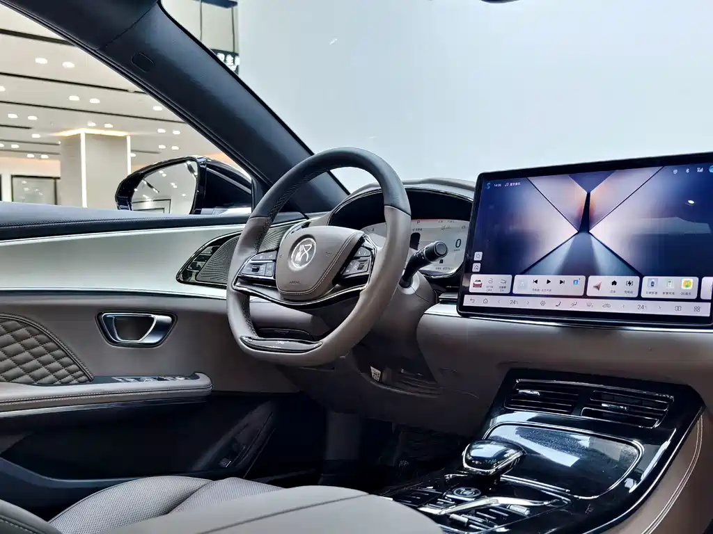 BYD Han — миниатюра 16