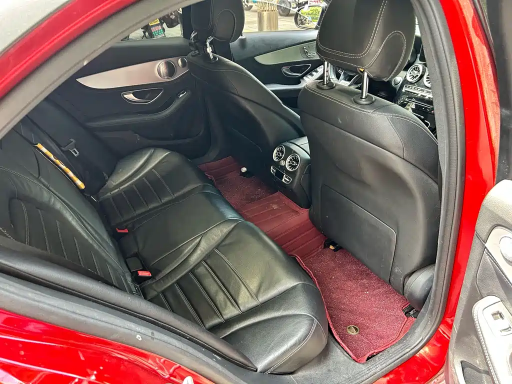 Mercedes-Benz C-Class — миниатюра 17