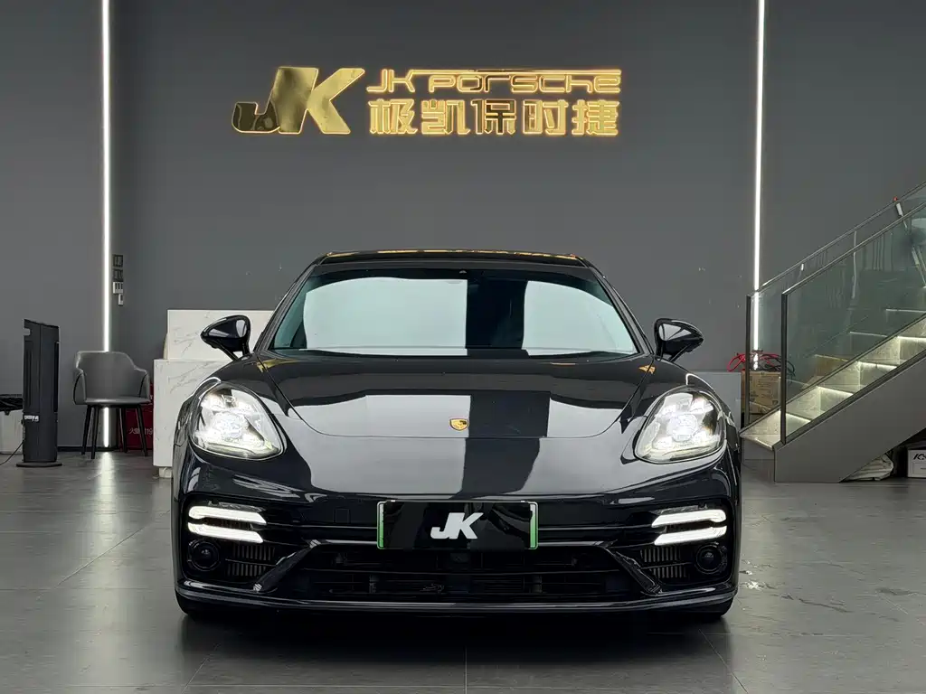 Porsche Panamera Hybrid — миниатюра 2