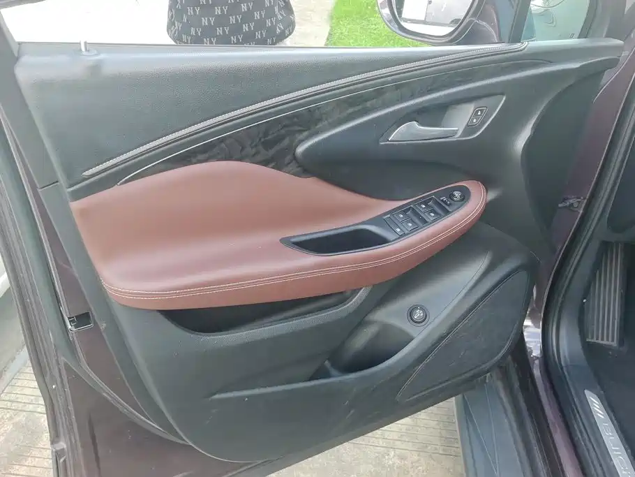 Buick Envision Plus — миниатюра 7